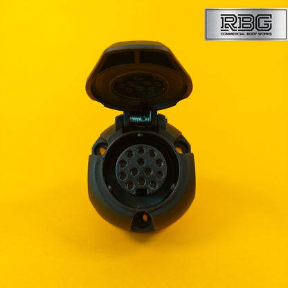 13 Pin Plastic Socket Towing Electrics Sockets for Trailers Vans Caravans Tow