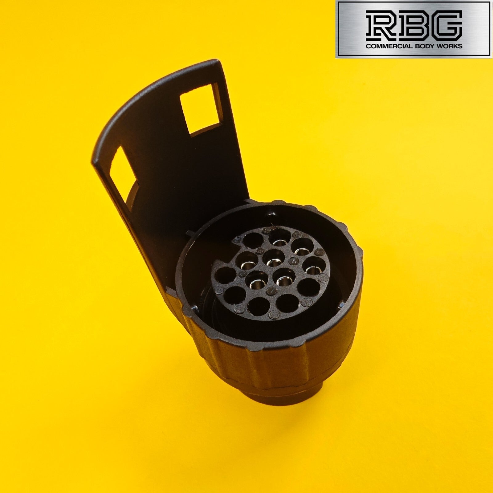 7 Pin to 13 Pin Adaptor Professional Vehicle to Trailer Caravan Socket Plug