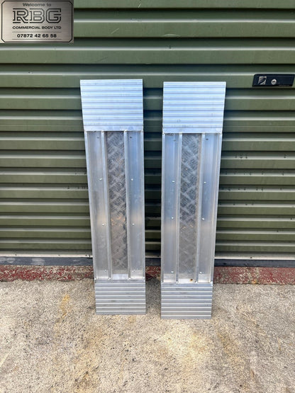 Aluminum car loading ramp extensions for recovery trucks.