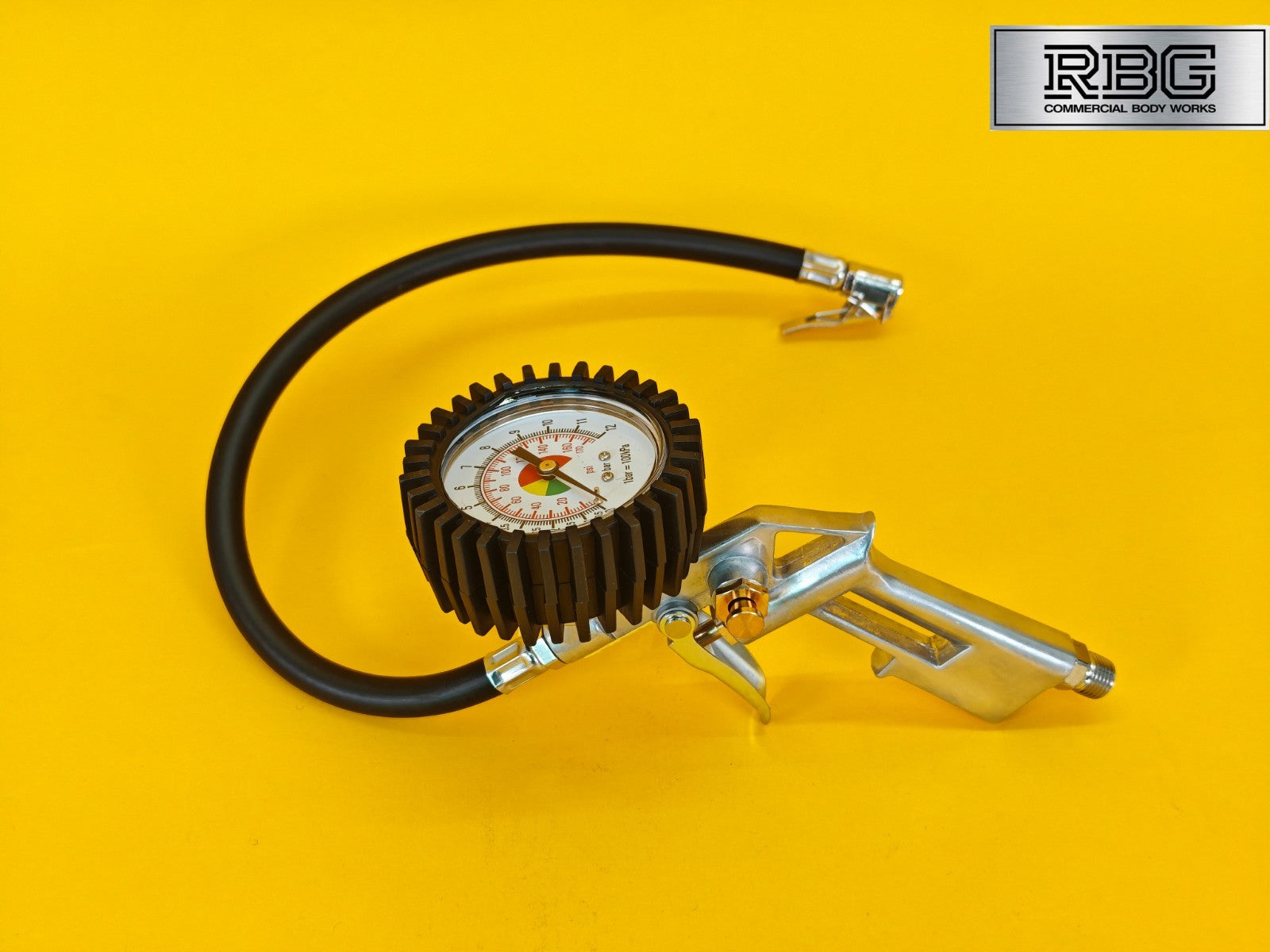 Tyre Inflation Gun 0-220psi Inflator Complete With Clip Connector Pressure Gauge