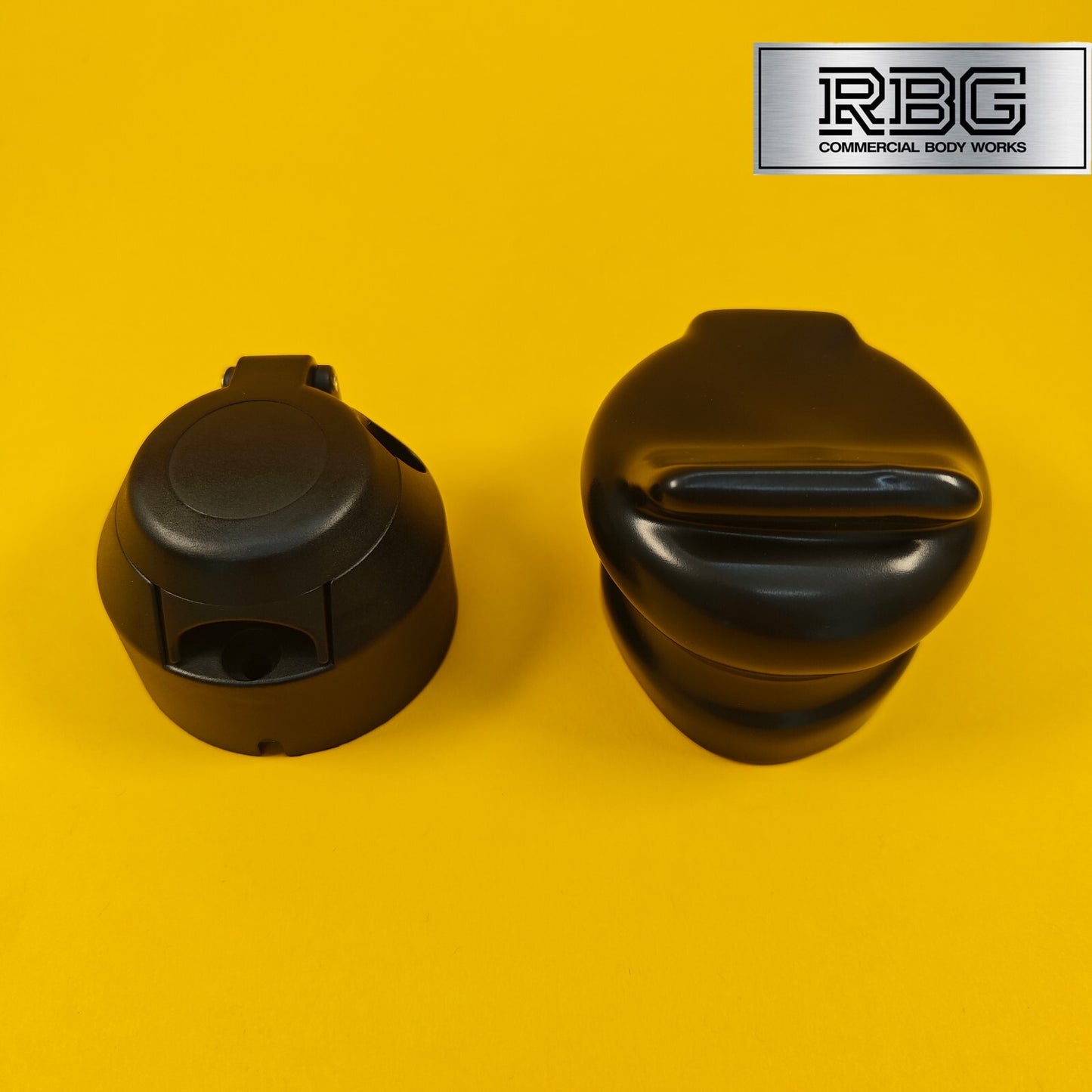 Plastic Socket + Cover PVC 7 Pin 12N Type For Towing Trailer Caravan 12V Towbar