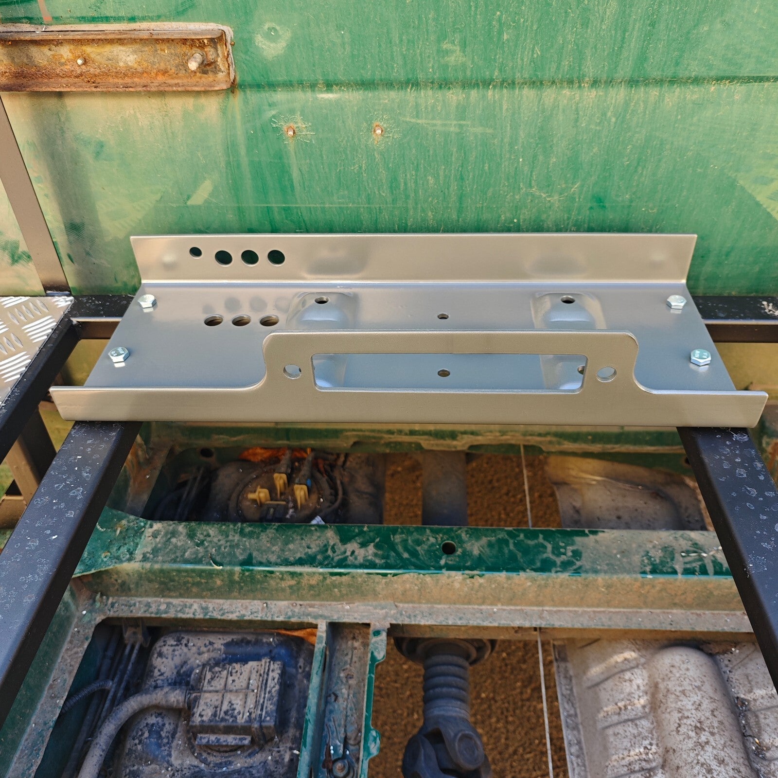 Winch Mounting Plate 13500lb - 15000lb 6.6T UK Recovery Vehicle 4x4 12V or 24V